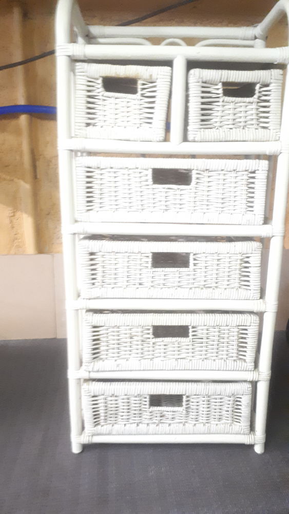 Chiffonnier en rotin. 30 Gouesnach (29)