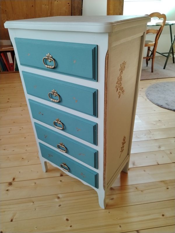 Chiffonnier vintage 5 tiroirs relook� � la peinture Lib�ron 105 Orchies (59)