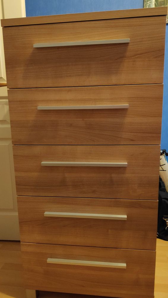 Chiffonnier 85 Le Plessis-P�t� (91)