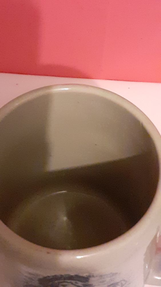 Une chope � bi�re avec des motifs 7 Lamotte-Beuvron (41)