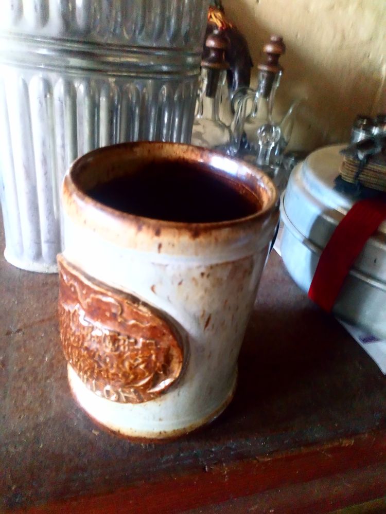 Mug ou chope en gr�s Roger GUERIN Belgique 0 Battrans (70)