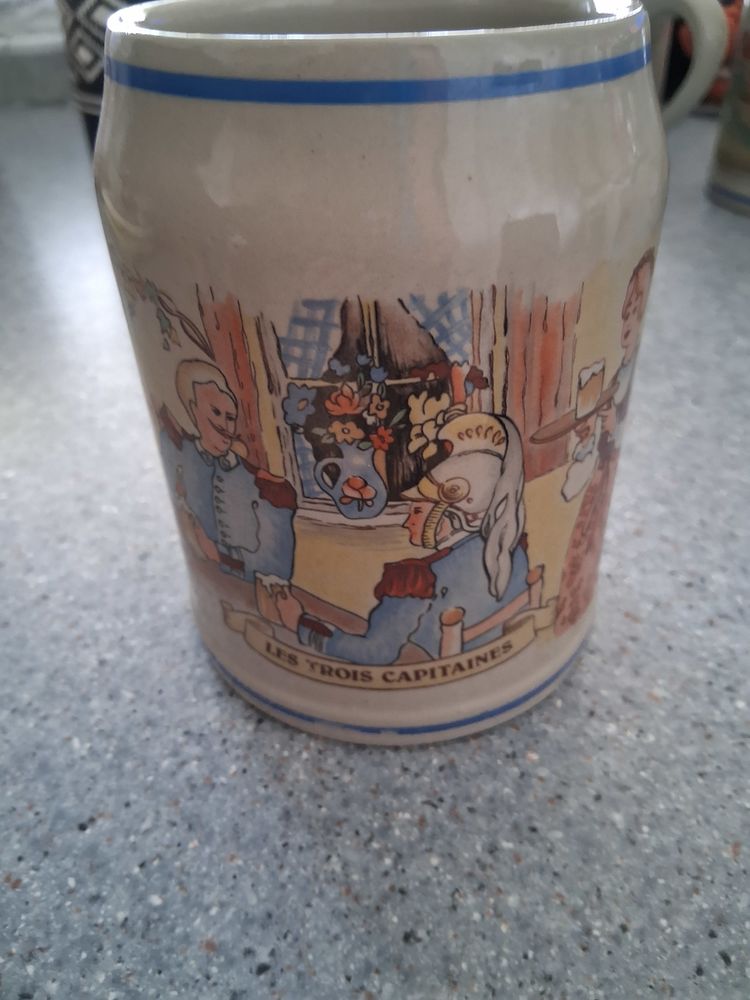  lot de 4 chopes � bi�re alsacienne en gr�s 
20 Fragnes (71)