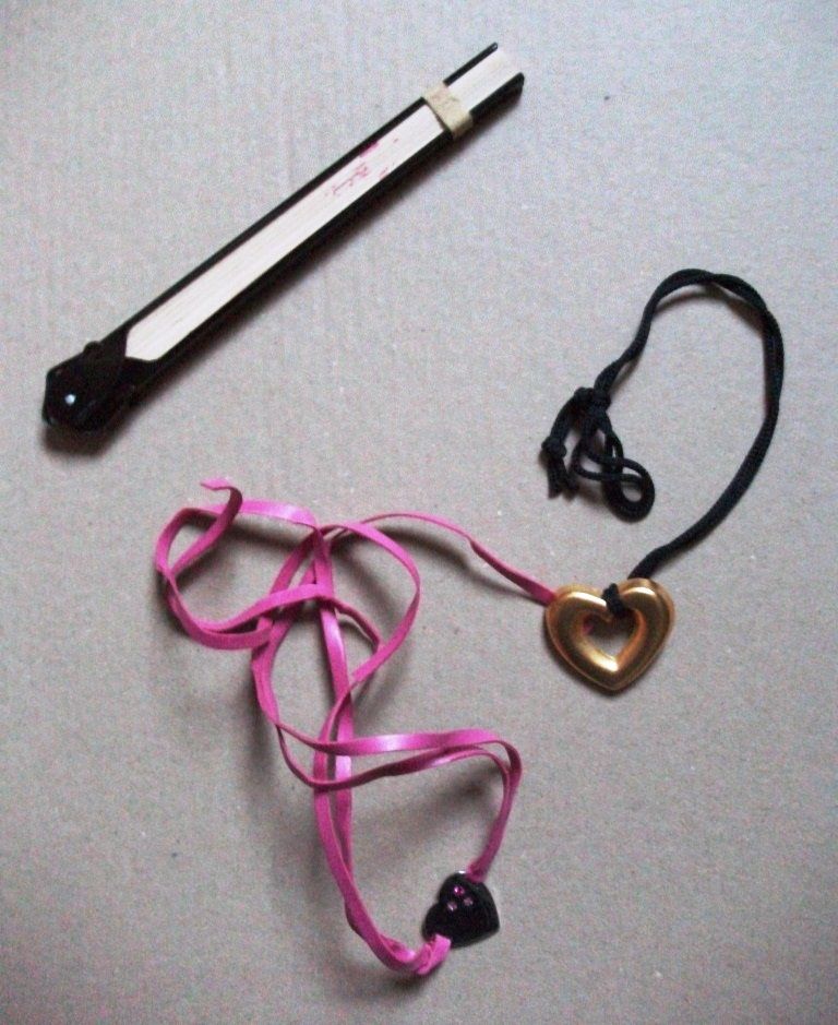 LOT Christian Lacroix # Lanc�me # Gemey (3 pi�ces sur le Par 10 Castelnaudary (11)