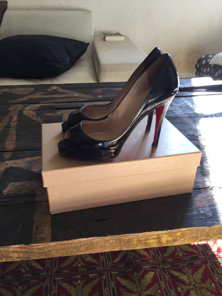 Chaussures on sale louboutin occasion