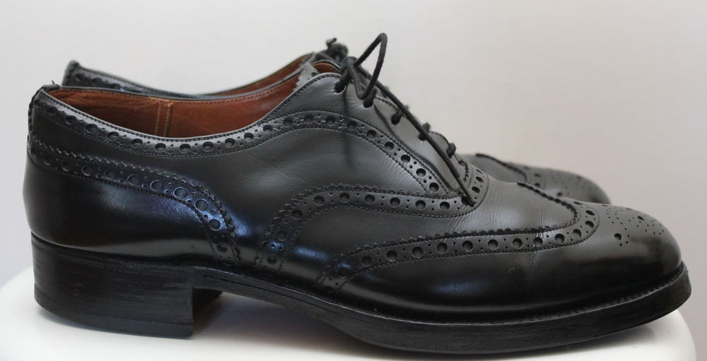CHURCH'S CHAUSSURES � � LACETS NOIR BURWOOD T.41,5 Fr 200 Issy-les-Moulineaux (92)