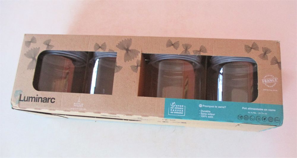 - 60 %  le lot de cinq   Luminarc   
40 �  au lieu de 100 � 40 Saint-Jean-Bonnefonds (42)