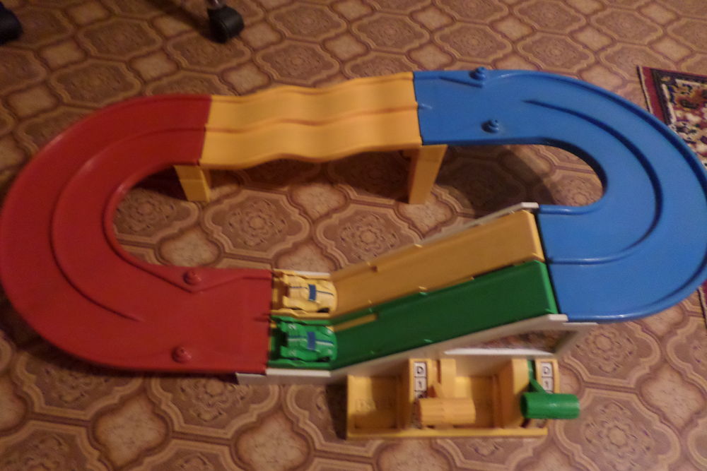 Circuit auto (� partir de 3 ans)
18 Vend�me (41)