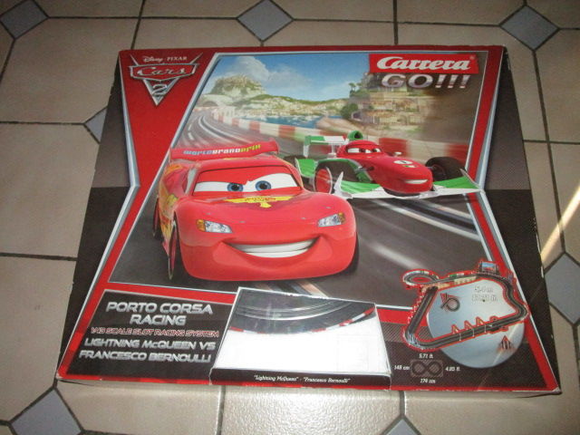 CIRCUIT ELECTRIQUE VOITURE CAR'S  CARRERA  GO 50 Villepinte (93)