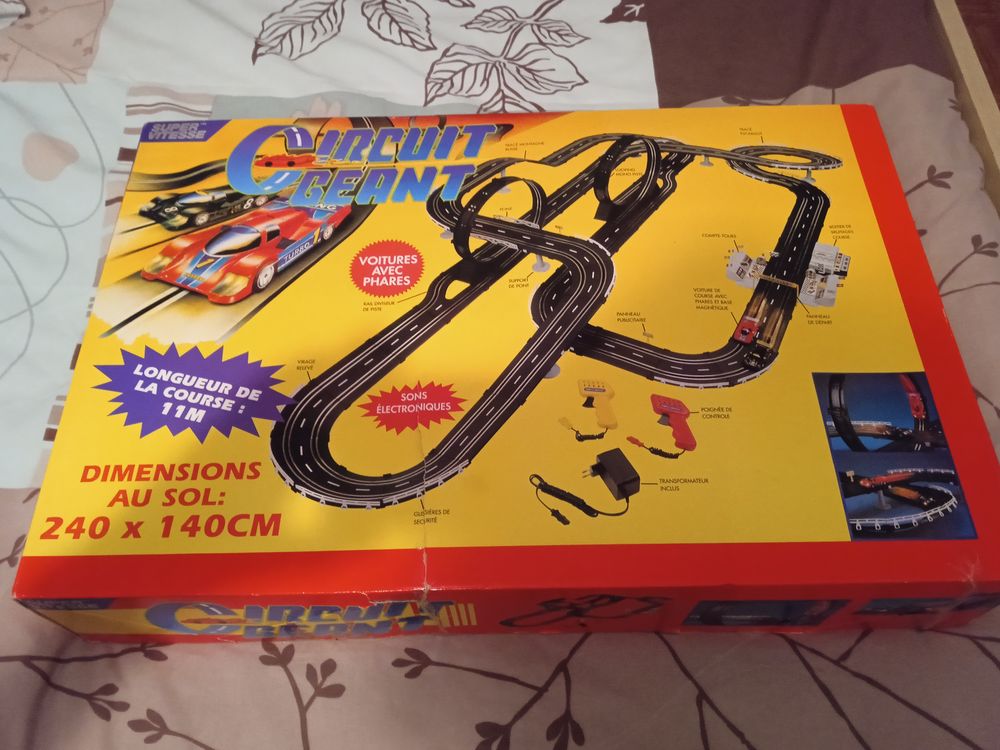  Circuit voiture g�ant. 45 Ciss� (86)