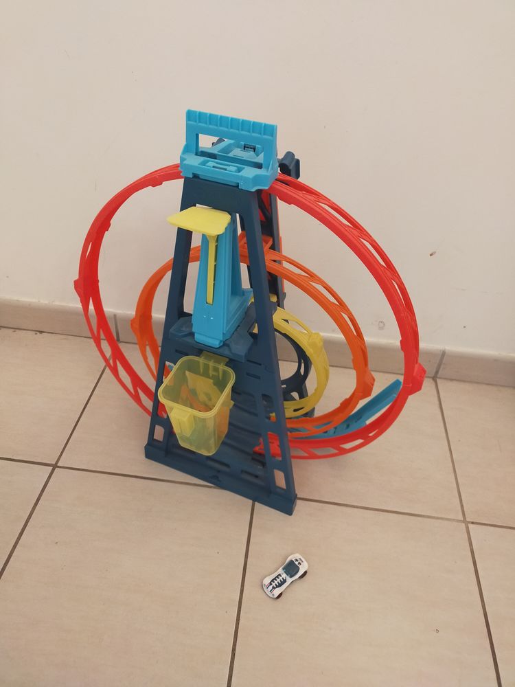 Circuit Hot Wheels 20 Bussy-le-Repos (89)