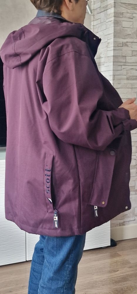 Cirer imperm�able, SCOTTT Yachting 30 Le Plessis-Robinson (92)