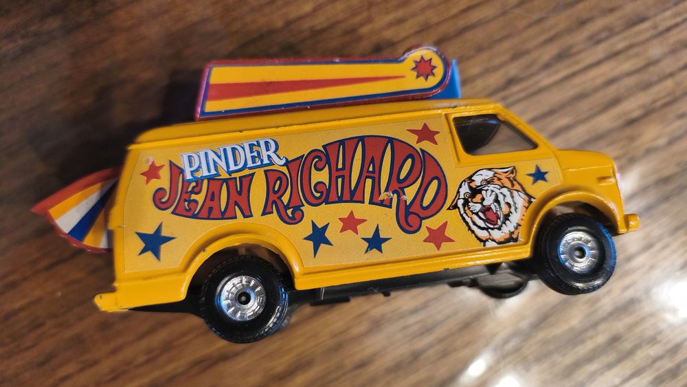 Cirque Pinder JEAN RICHARD 0 Bassussarry (64)