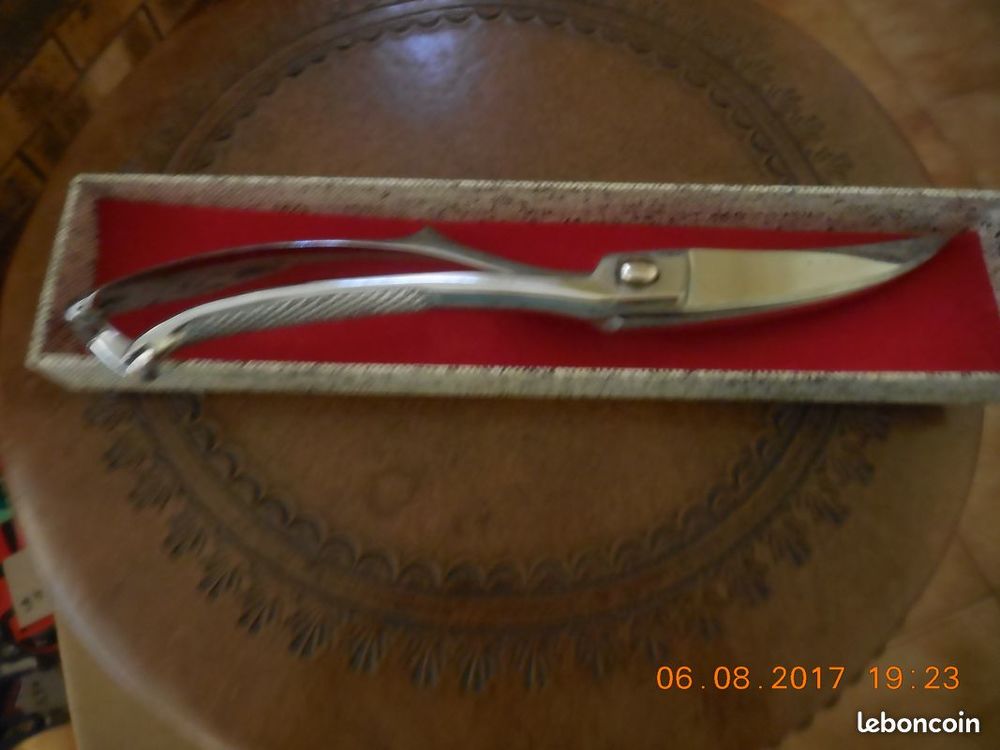 cisaille � d�couper le poulet ou le lapin
10 S�te (34)