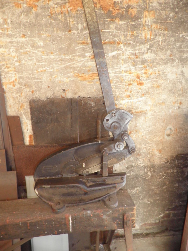 Cisaille 100 Mandres-les-Roses (94)