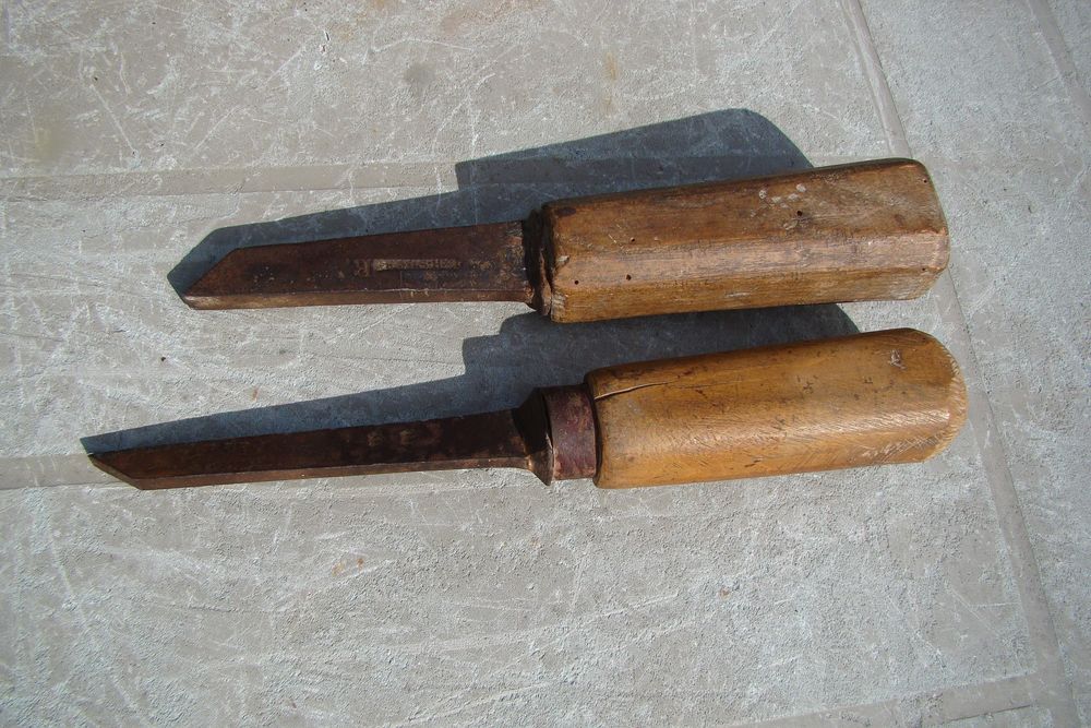 Lot de 2 ciseaux � bois b�danes Coulaux ann�es 1930
20 Gargenville (78)