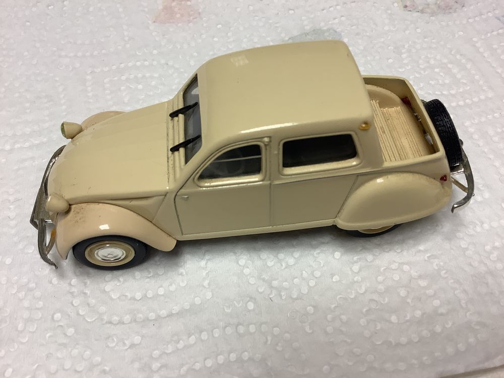 CITRO�N 2CV CITRONETTA 1/43 voiture miniature 10 Al�s (30)