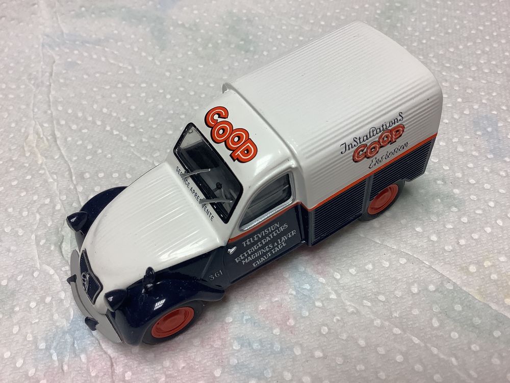 CITRO�N 2CV FOURGONNETTE COOP 1/43 voiture miniature 9 Al�s (30)