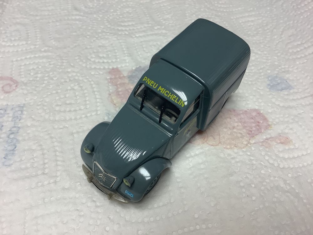 CITRO�N 2CV MICHELIN 1/43 voiture miniature 9 Al�s (30)