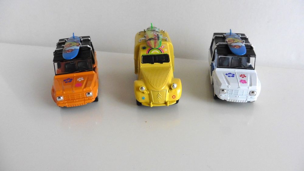3 Citro�ns planche de Surf 1/34 marque Welly 18 Talant (21)