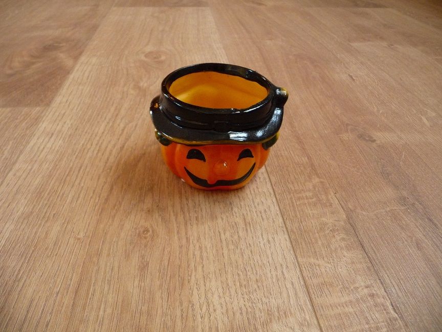 Citrouille chaudron orange avec chapeau noir - Neuve 6 Celles-sur-Belle (79)