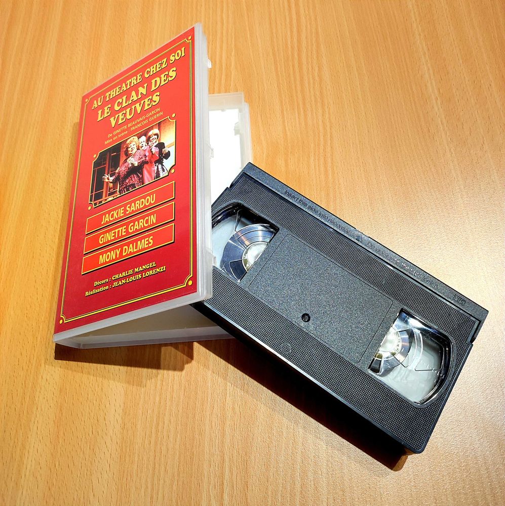 VHS Le Clan des Veuves 1 Chazelles-sur-Lyon (42)