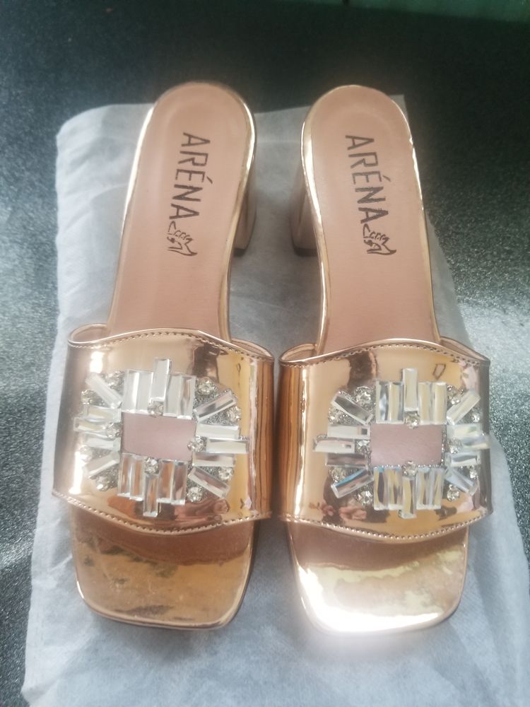 Claquette dor�e 22 Auby (59)