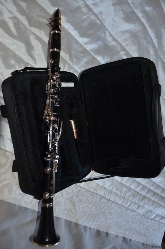 CLARINETTE 0 Cou�ron (44)