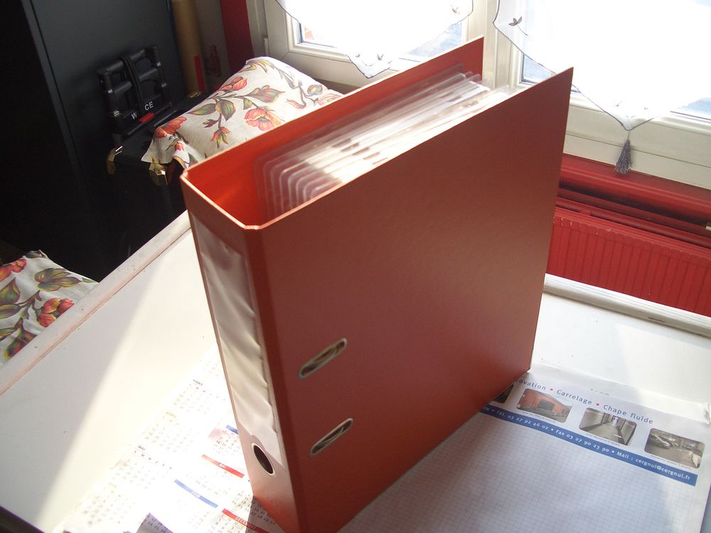 Classeur pour collection de capsules de champagne 15 Somain (59)