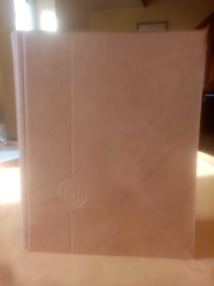 Classeur timbre 10 La Fert�-Mac� (61)