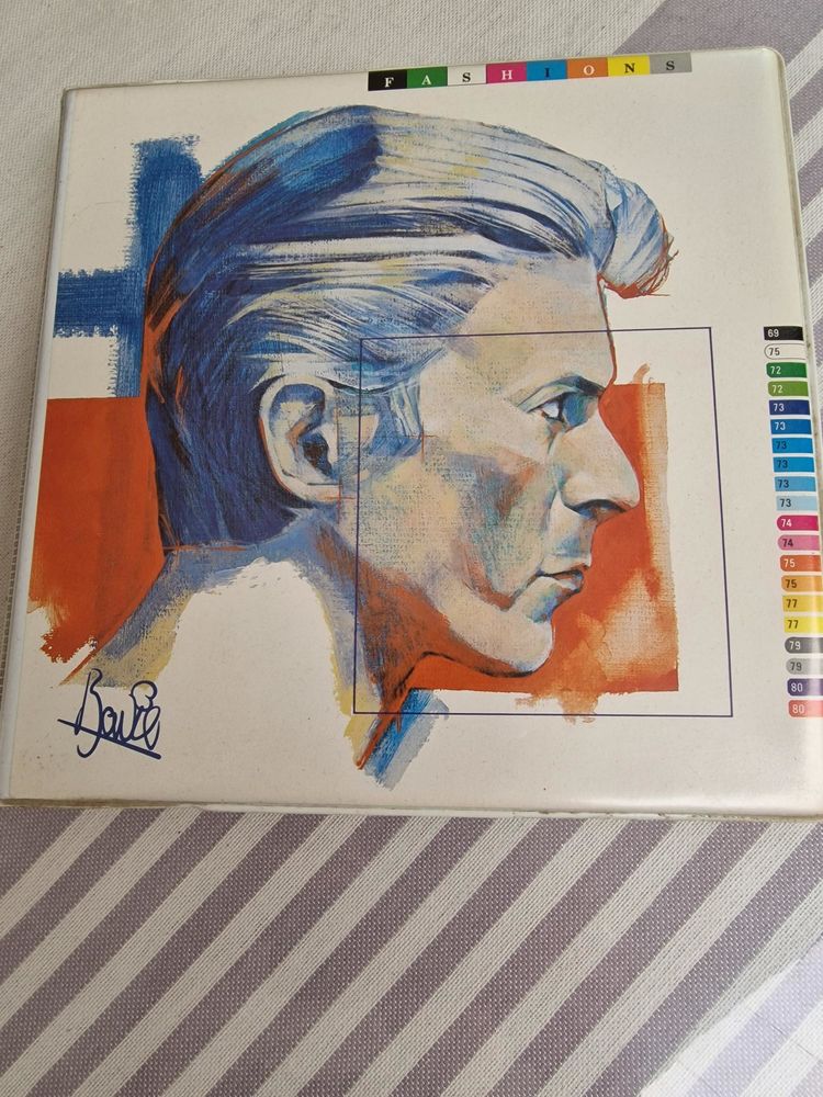 classeur de dix 45 Tours de David Bowie 0 Gradignan (33)