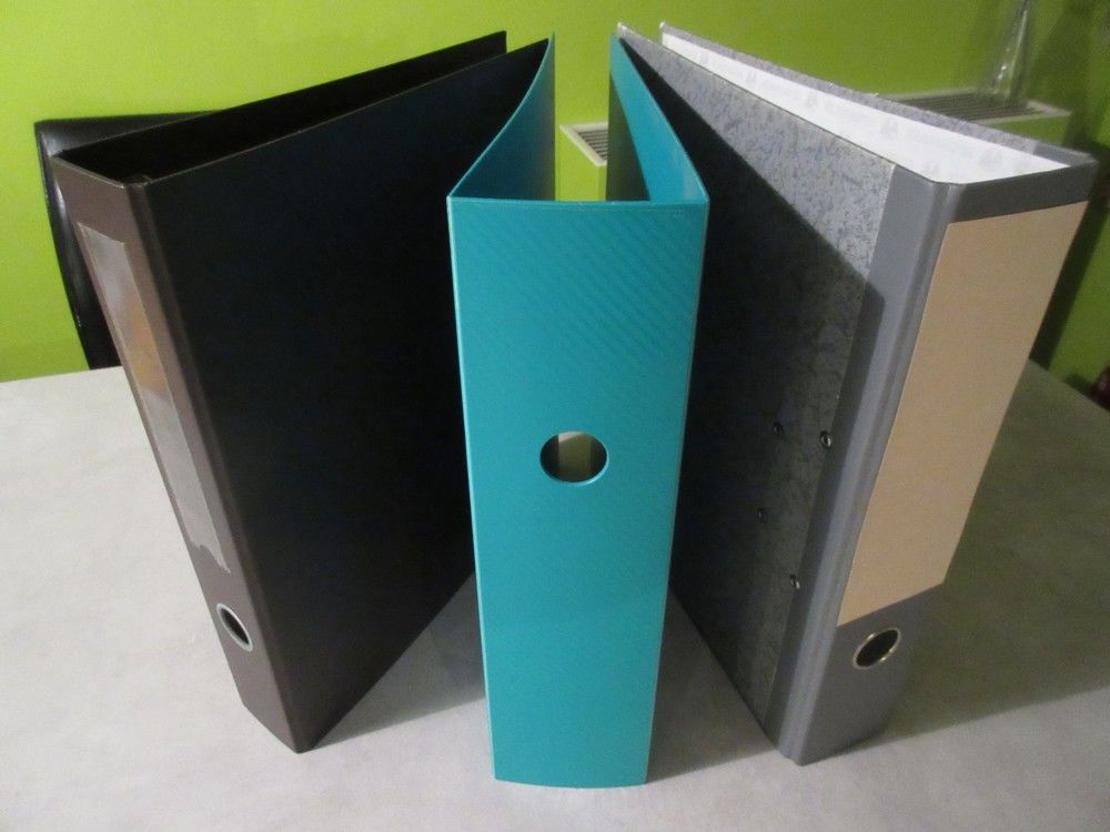 Classeurs � levier+3 classeurs pochettes 7 Jury (57)