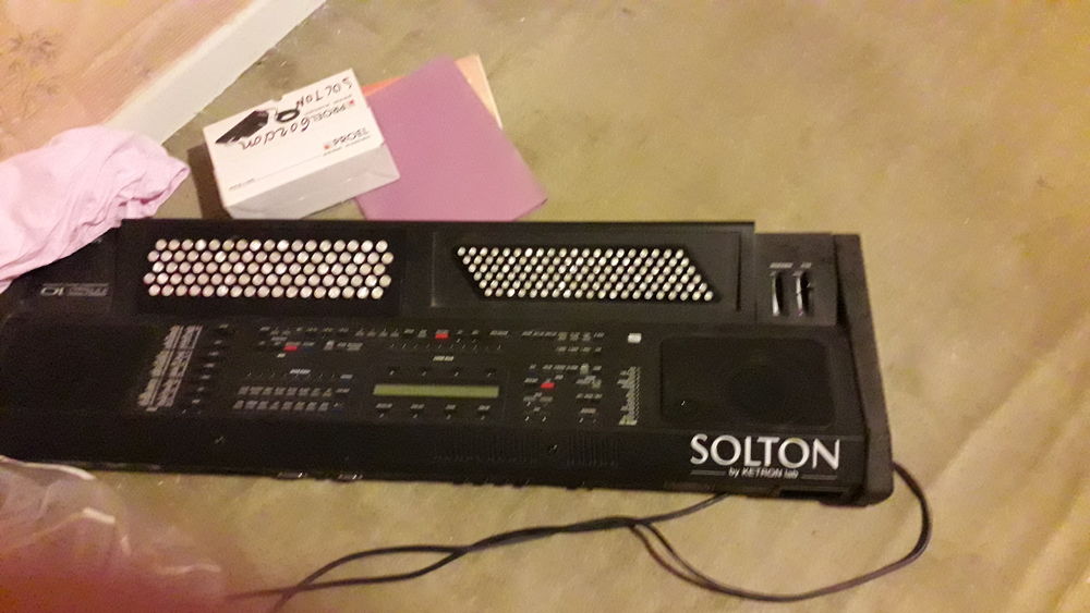 Clavier arrangeur boutons SOLTON MS10 480 Fontaine (38)