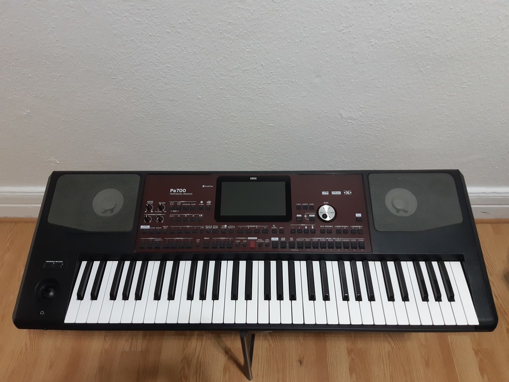 Clavier arrangeur Korg Pa700 900 Strasbourg (67)