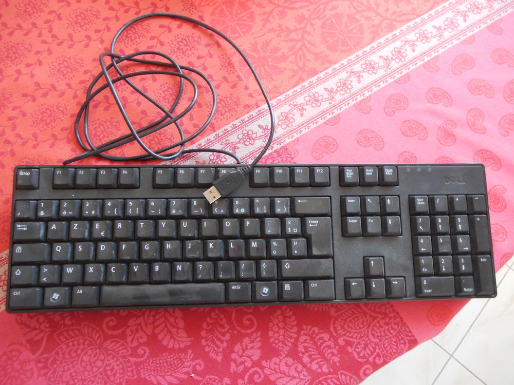 Clavier AZARTY, DELL , Model L3OU, 5 �chirolles (38)
