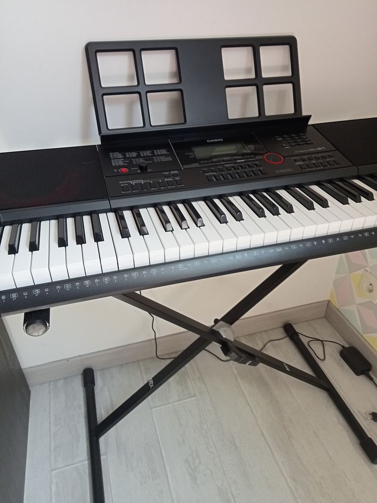 clavier �lectronique marque Casio CTX 3000 
0 Boulogne-sur-Mer (62)