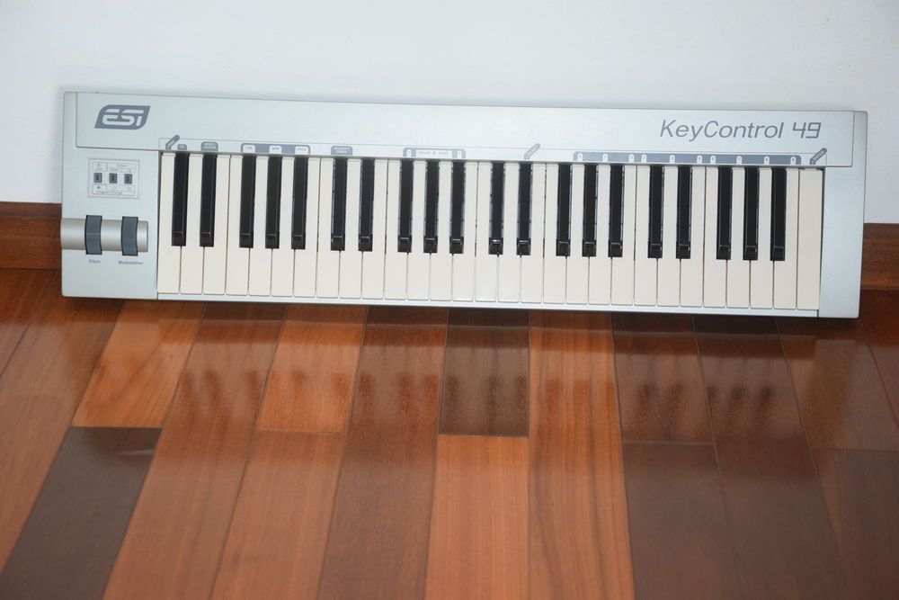 Clavier Midi 40 Saint-Pierre (97)