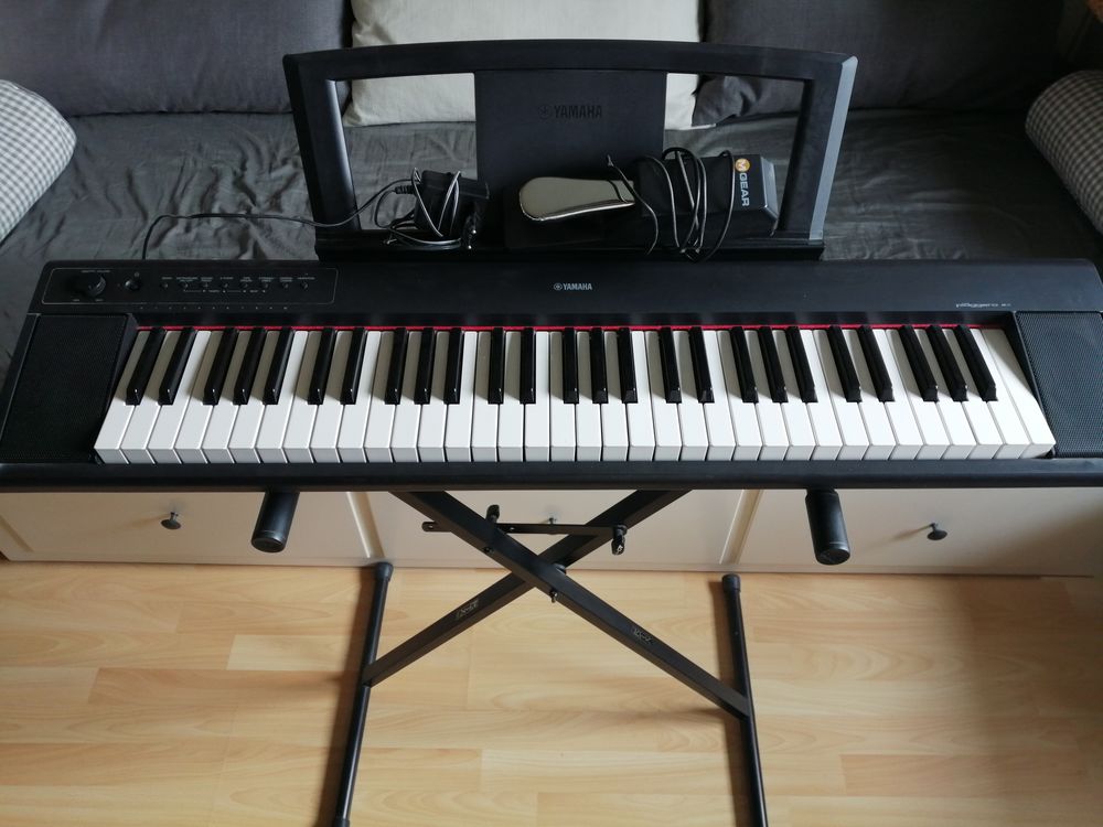 Clavier piaggero NP11 140 Somain (59)