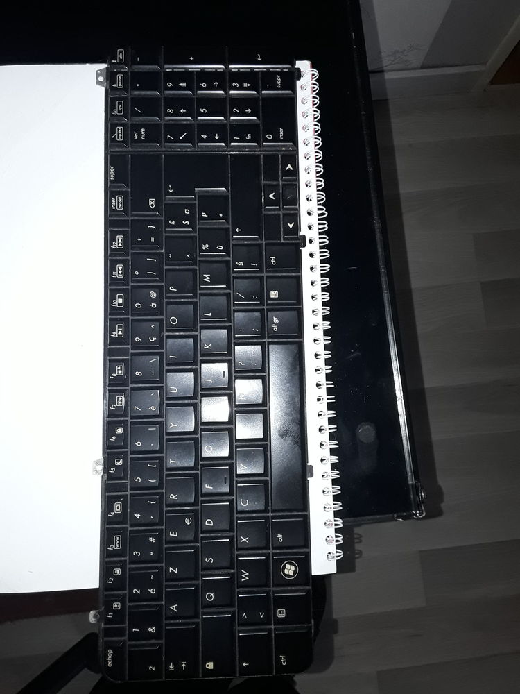 CLAVIER PC PORTABLE 14 Serres-Castet (64)
