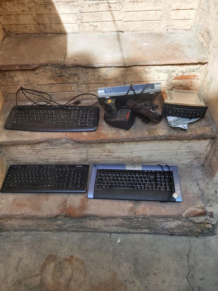 Claviers 5 Toulon (83)