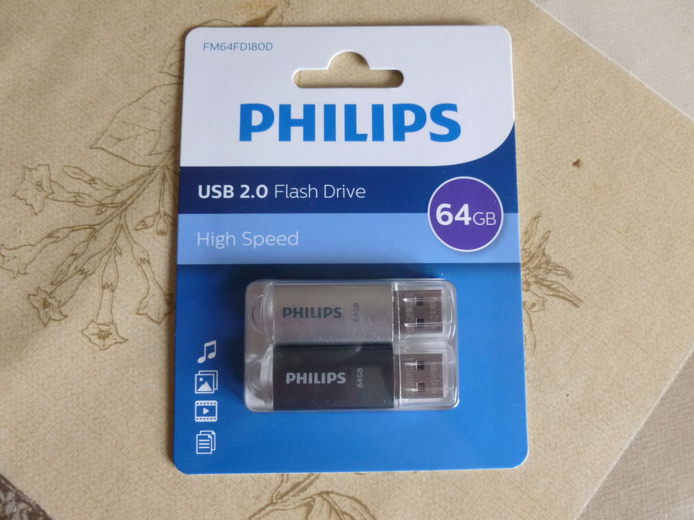 Lot de 2 Cl�s USB 64 GO Philips neuves, emball�es, sous blis 25 Beaumont-l�s-Valence (26)