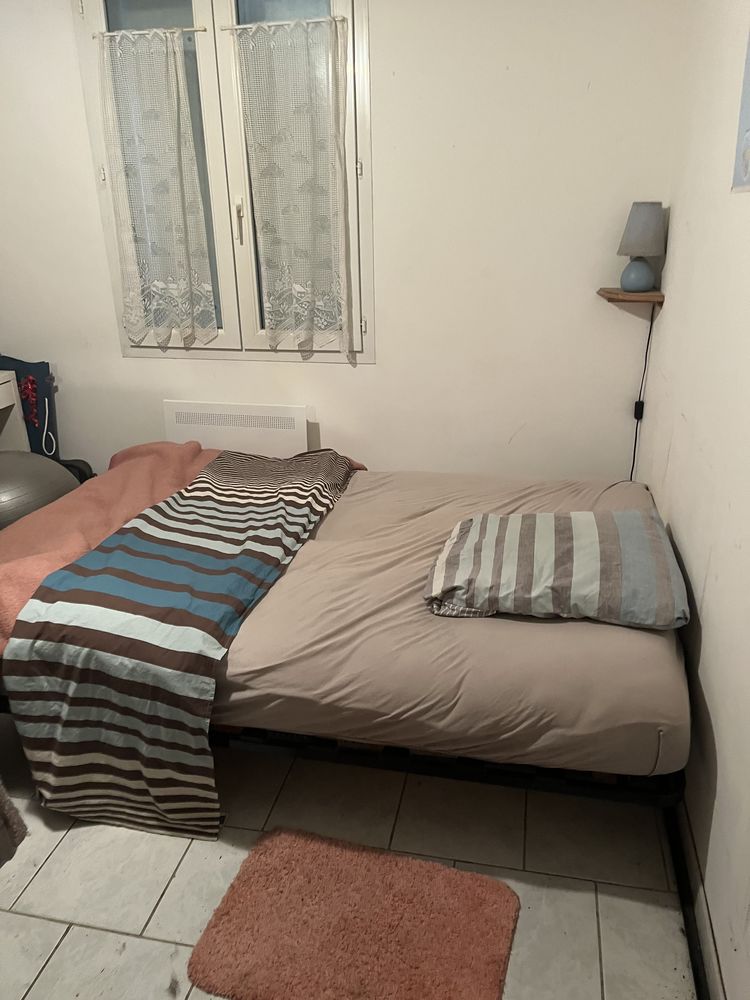 clic clac deux places avec housse rouge . 0 Saint-Pierre-d'Ol�ron (17)