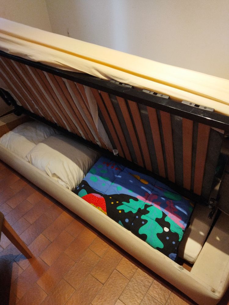 clic-clac; ou troc contre dressing 0 Maillane (13)