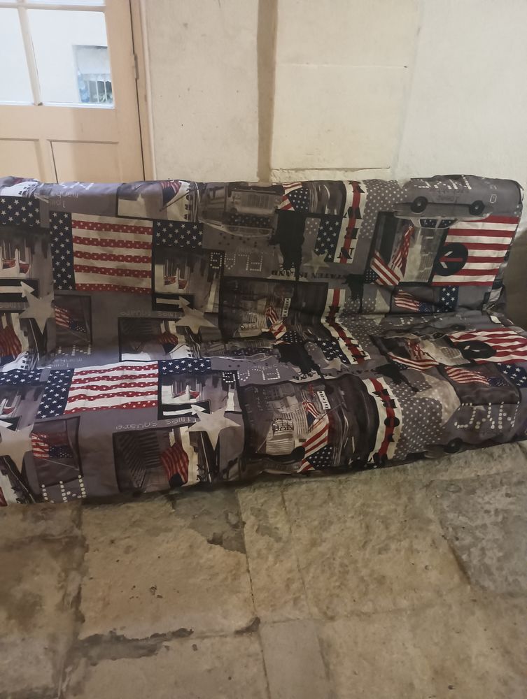 Cliclac canap� 
0 Valr�as (84)