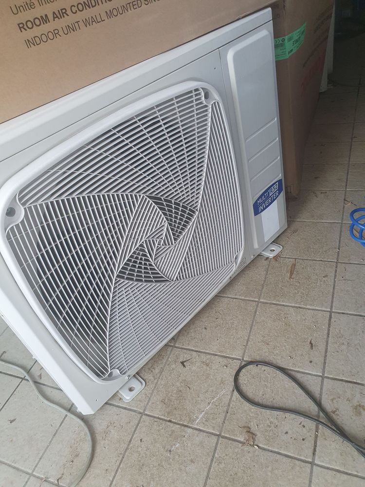 clim r�versible de 2020 etat neuf 0 Mons�gur (47)