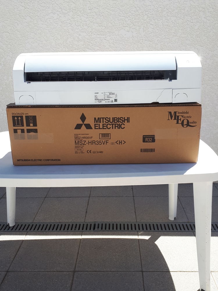 climatisation unit� int�rieure murale Mitsubishi 130 Vias (34)
