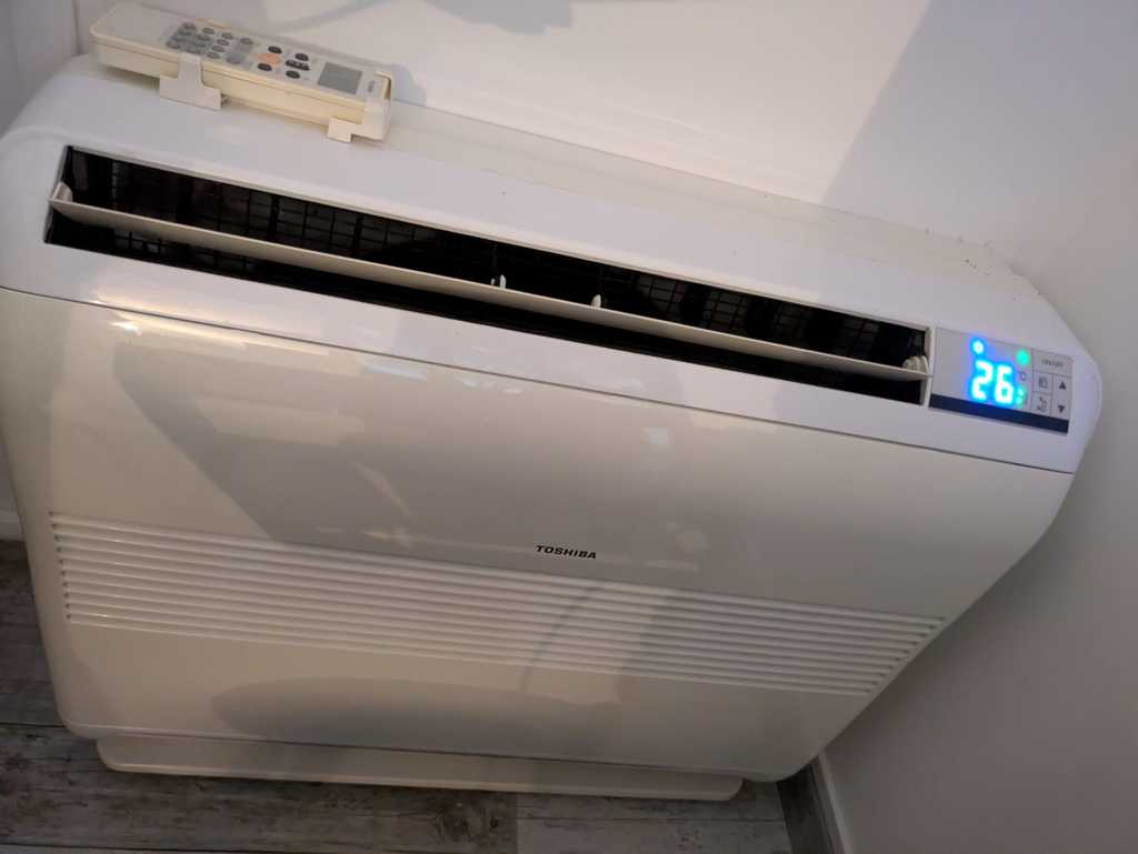 Climatiseur/Chauffage mural Toshiba et unit� ext�rieure 380 Montpellier (34)