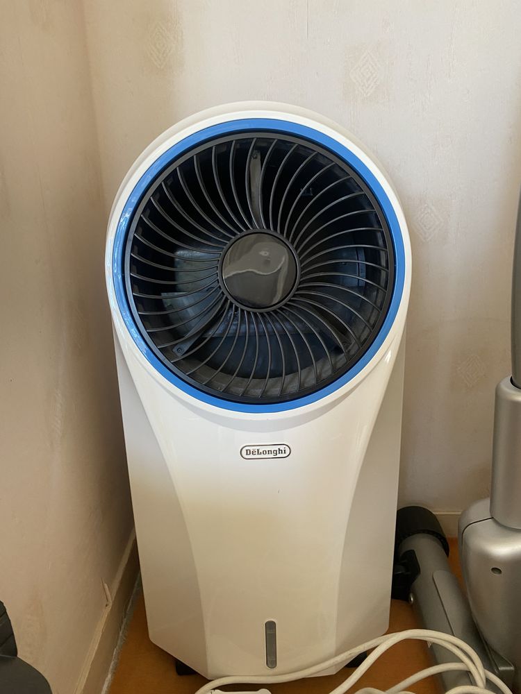 CLIMATISEUR MOBILE DELONGHI 45 Hendaye (64)