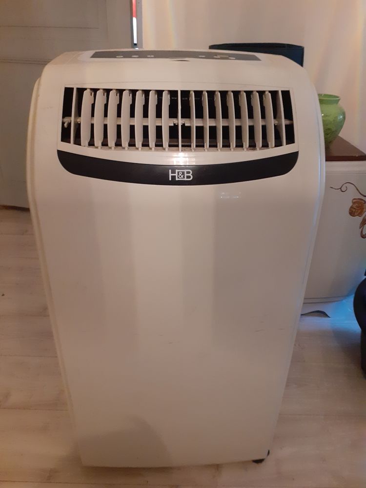 CLIMATISEUR PARFAIT ETAT 150 Pussay (91)