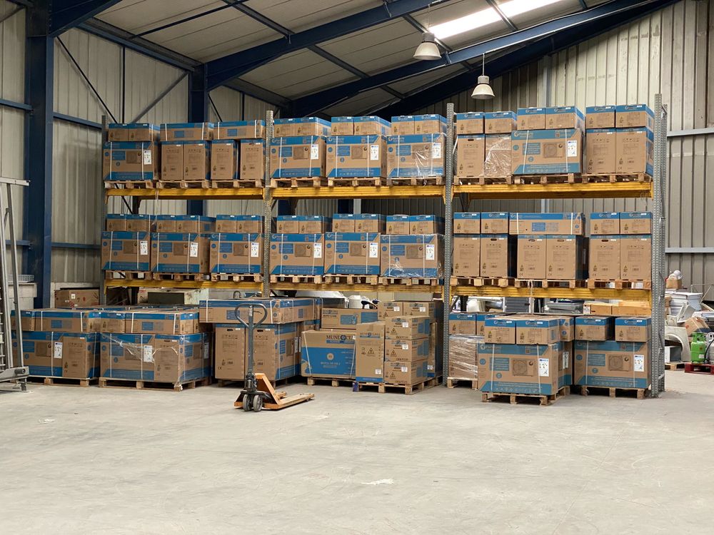 CLIMATISEUR POMPE A CHALEUR
3500 WATTS NEUF 390 Paris 12 (75)