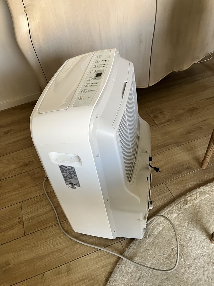 Climatiseur 200 La Crau (83)